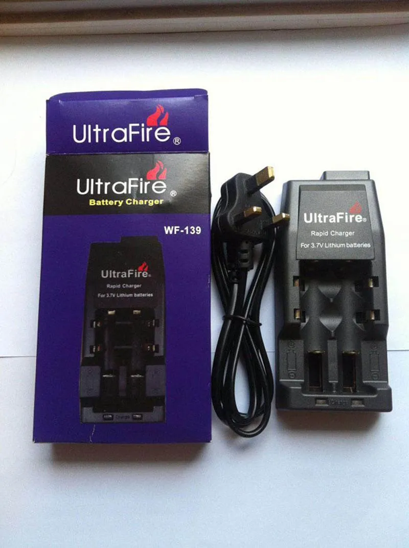 Ultrafire WF-139 Smart Battery Charger for 18650 18500 17670 16340 14500 10440 Li-ion Rechargeable Batteries